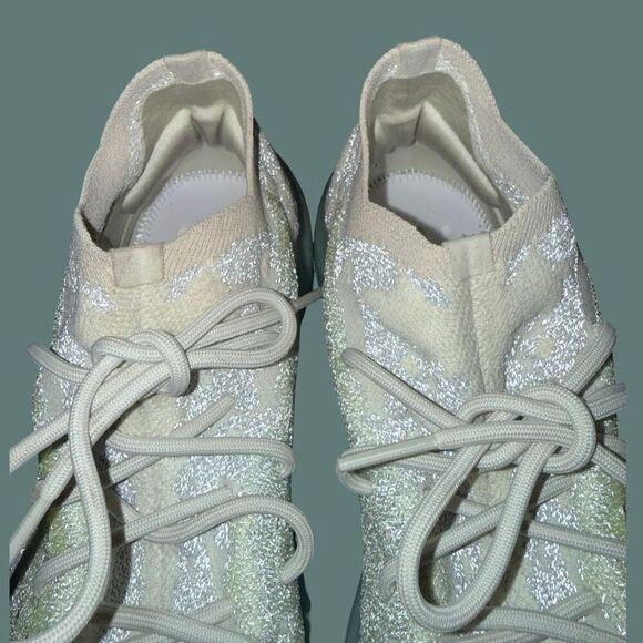 Mens Adidas Yeezy Boost 380 Alien Blue Sneakers Shoes GW0304 Size 11.5 main image 4